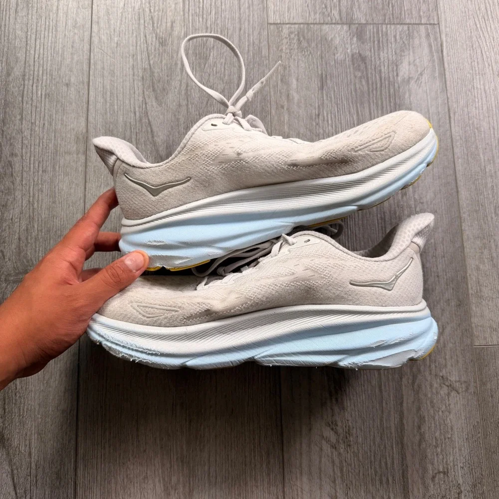 Hoka Clifton Womens 7.5B Cream Blue Running Shoes Yellow Outsole Used Worn